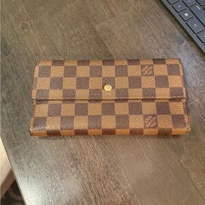 Louis Vuitton Damier Ebene wallet